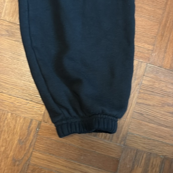 Alo yoga Accolade Sweatpant size small - Picture 5 of 9